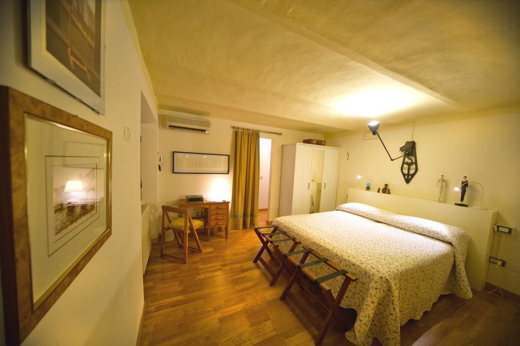 Lo Studio Terranuova Bracciolini Habitación foto